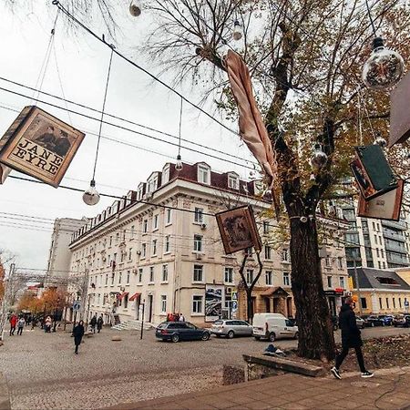 Cathedral Park And Pedestrian Zone Ultracentral Cozy Apartment In Chişinău Esterno foto